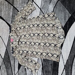 MIX & CO. HENLEY SHEER SNAKESKIN PRINT BRACELET SLEEVES DROPTAIL BLOUSE TOP